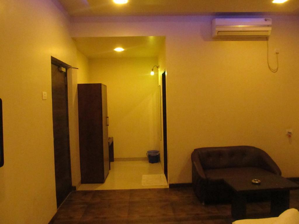 Hotel Sai Regency Damão Quarto foto
